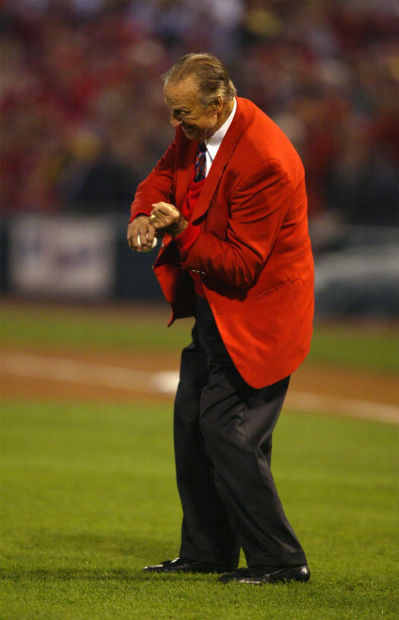 2004: World Series between Cardinals and Red Sox